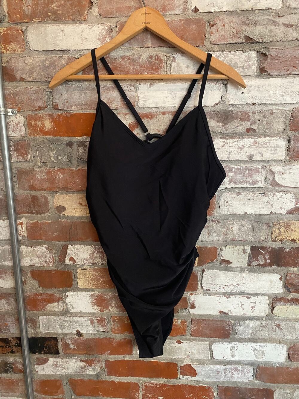 Black One-Piece Swimsuit Adjustable Cross-Back Straps Ring Detail Size L
